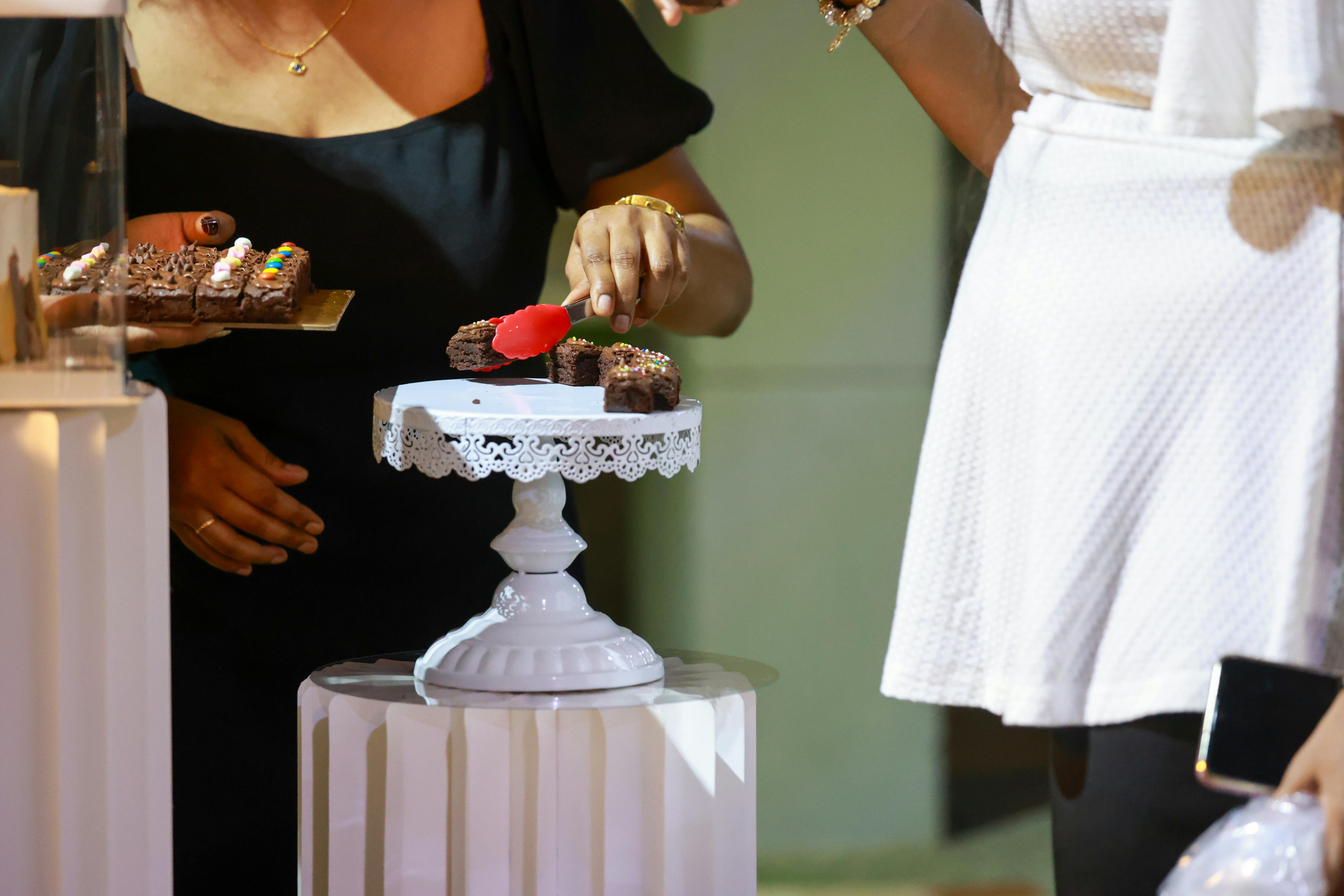 Families eating brownies