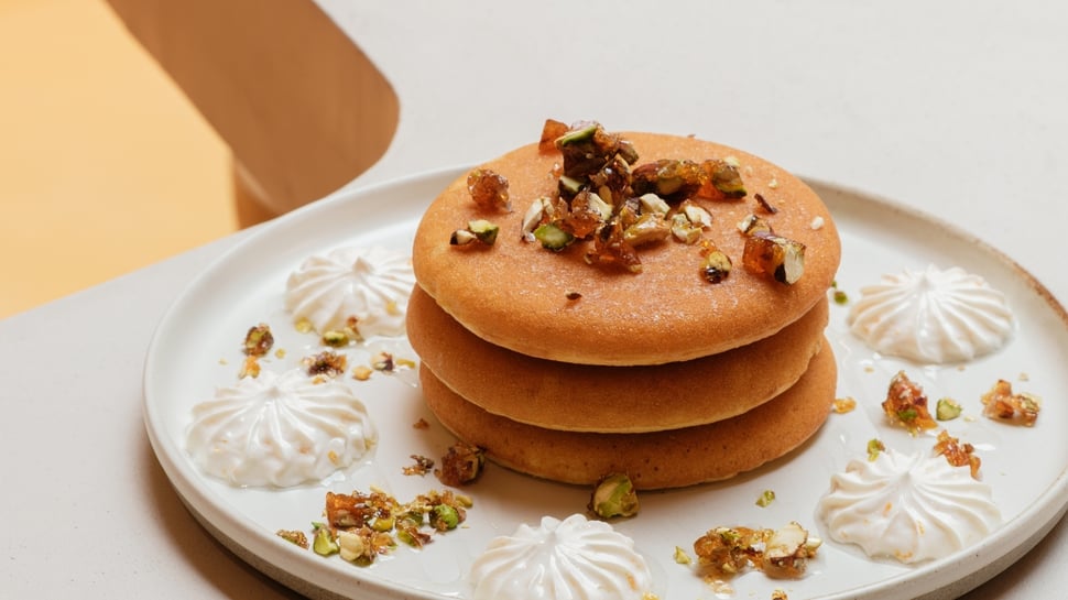 tgp-international-dessert-plating-pancakes-pistachio.jpg-1