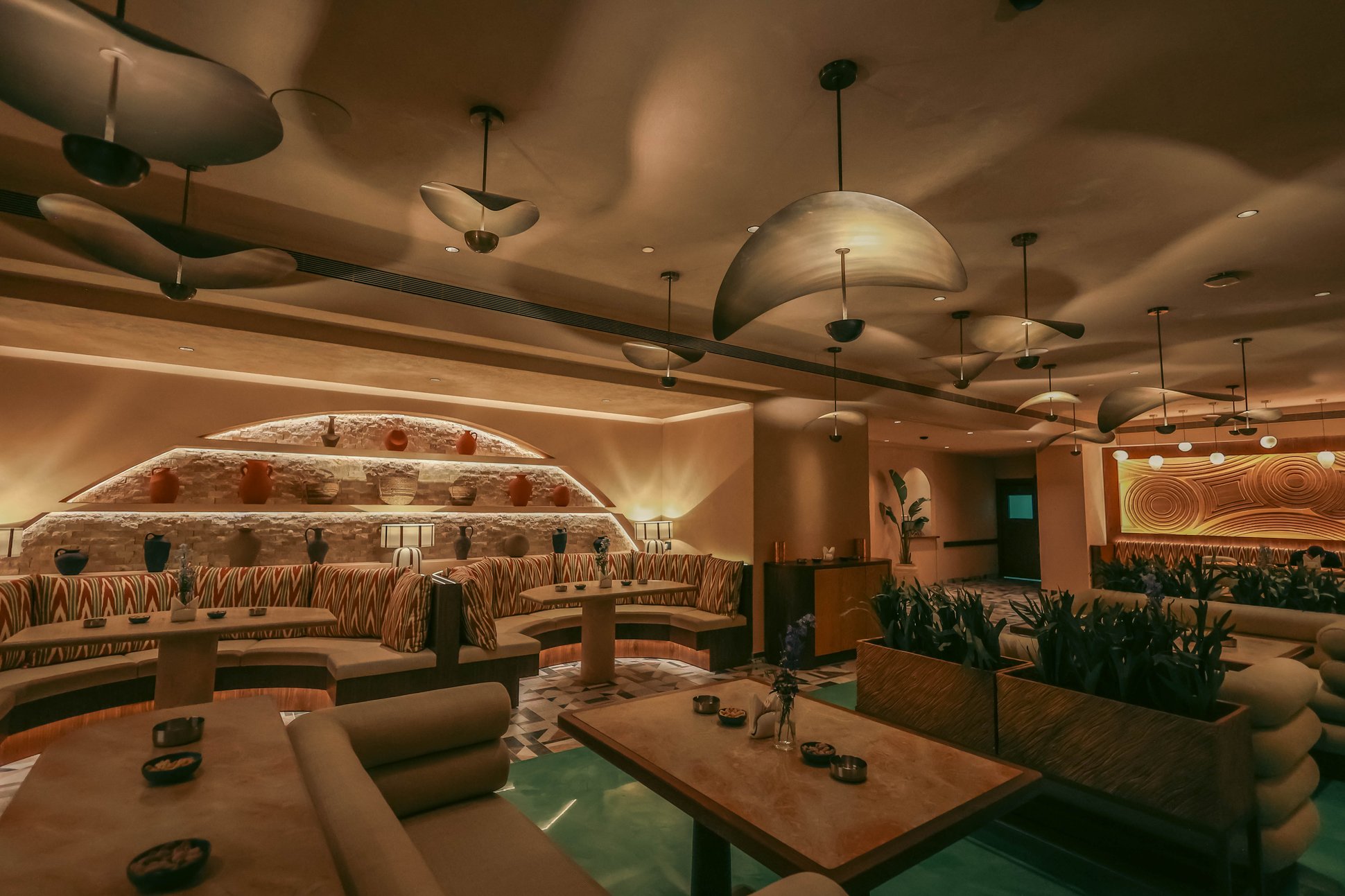 The TGP Guide: The Unwritten Rules of Fine Dining Restaurant Interior ...