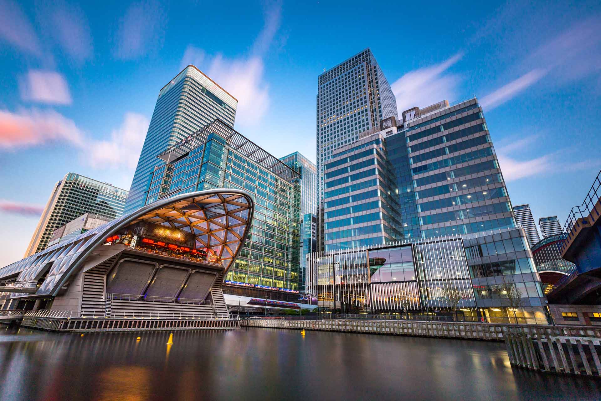 canary-wharf-skyline-banner