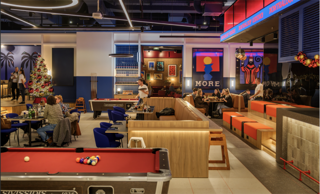 kontraloop  dining and pool area 